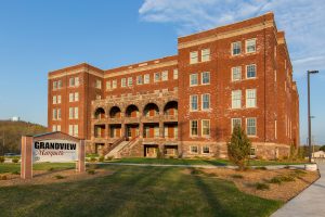 Grandview-Exterior-in-Spring-